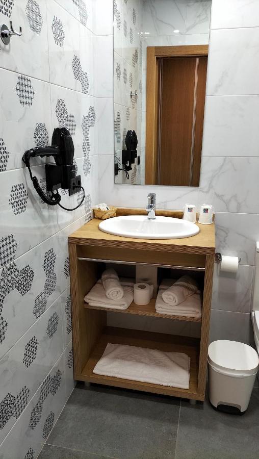 Hotel Praza Camelias à Sarria Extérieur photo