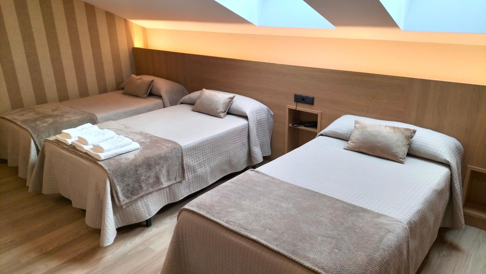 Hotel Praza Camelias à Sarria Extérieur photo